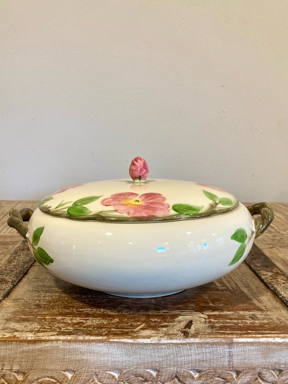 Franciscan Desert Rose Covered Serving Dish USA Backstamp 1960s Earthenware - Picture 5 of 16